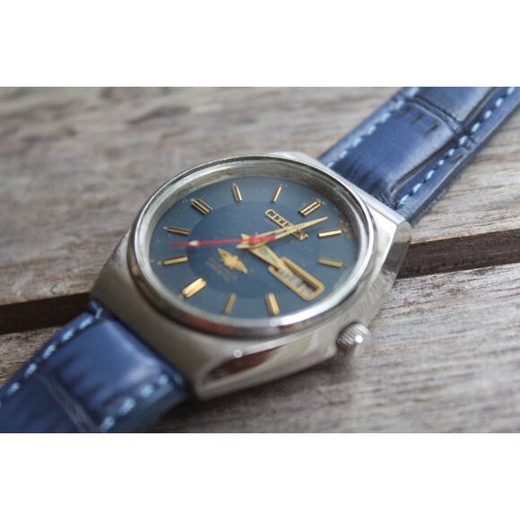 Vintage 1974 Citizen Automatic Mens Silver Watch W/daydate & Blue accents - Picture 2 of 6